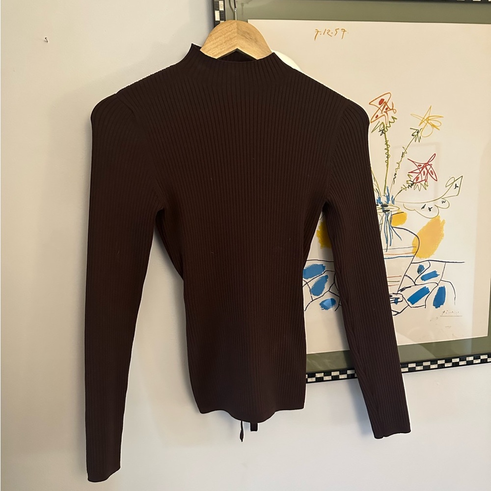 Aritzia Sculpt Tie Back Top